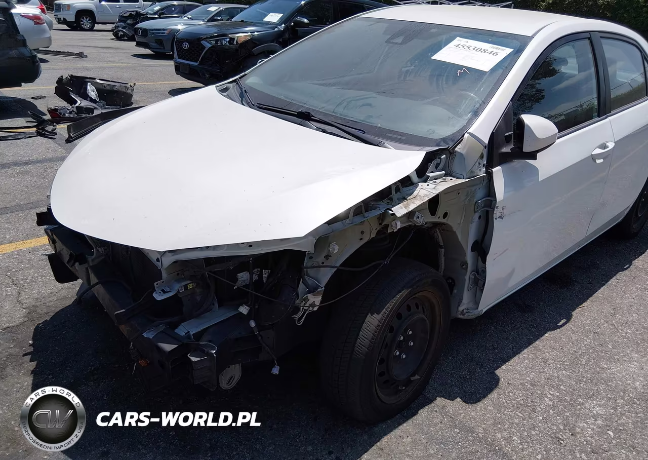2018 Toyota Corolla Le VIN:5YFBURHE8JP773694 - 6