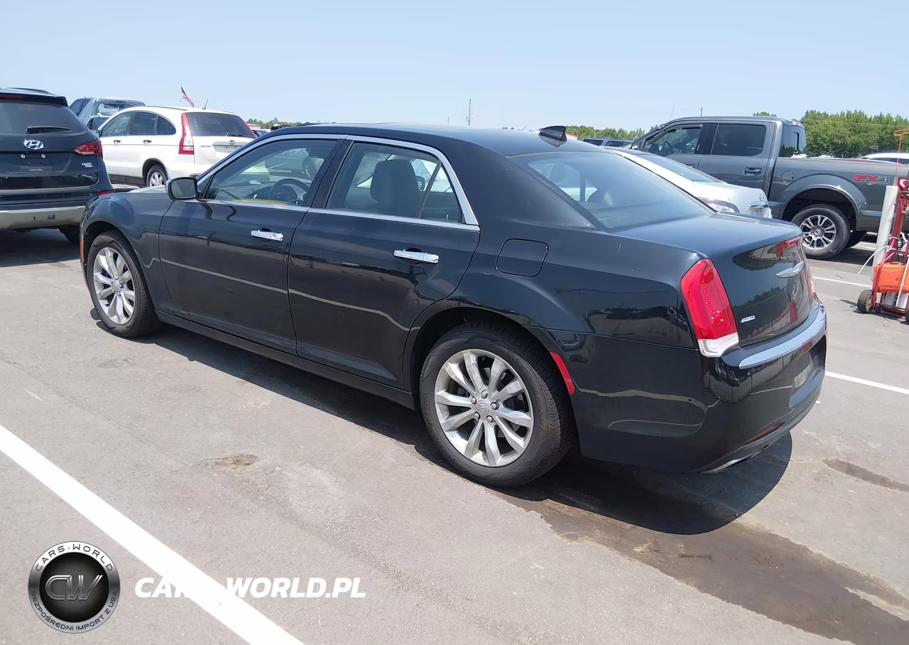 2017 Chrysler 300C Awd VIN:2C3CCAKG1HH637477 - 3