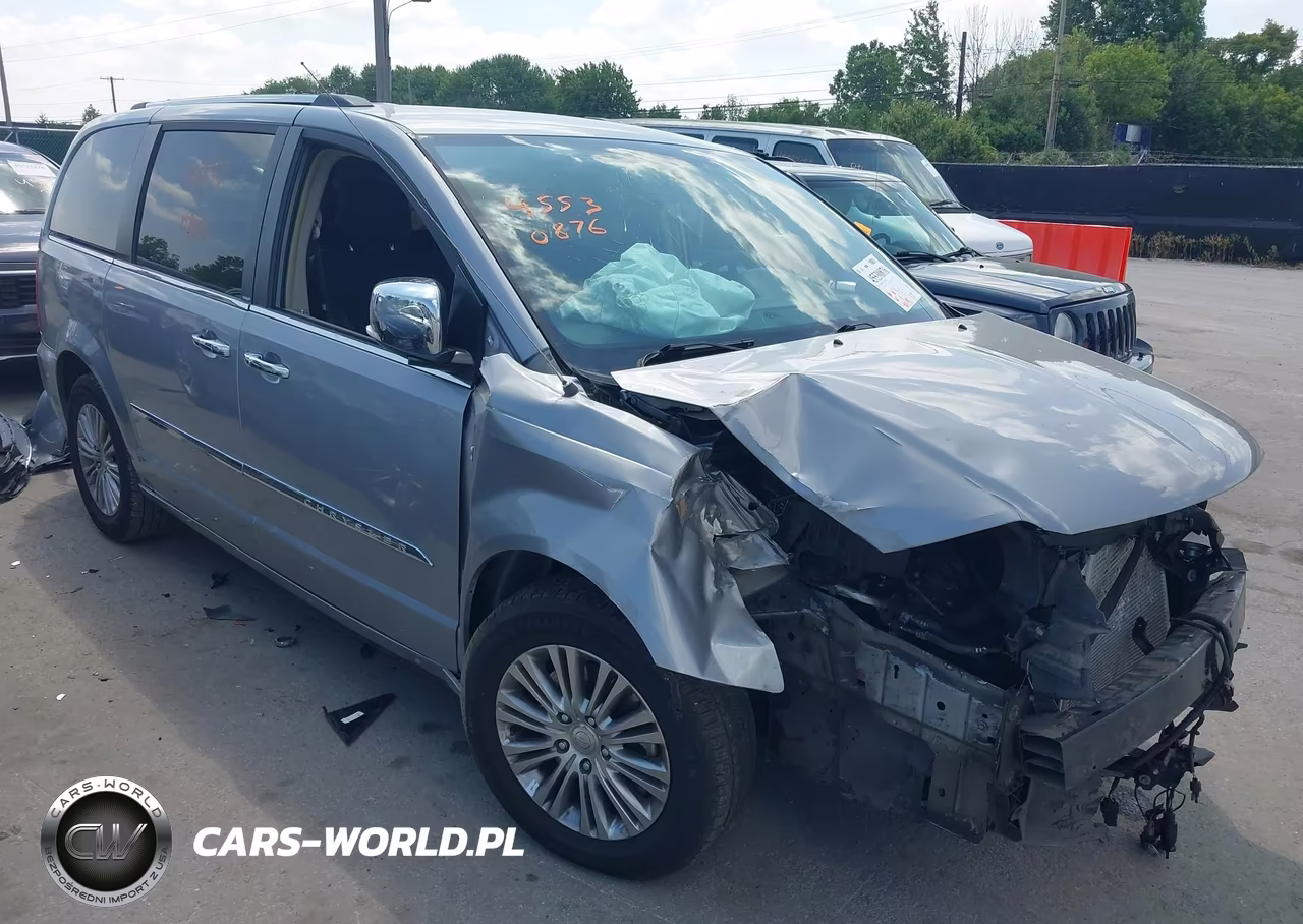 2014 Chrysler Town & Country Touring-L 30Th Anniversary – zdjęcie 1 z 16