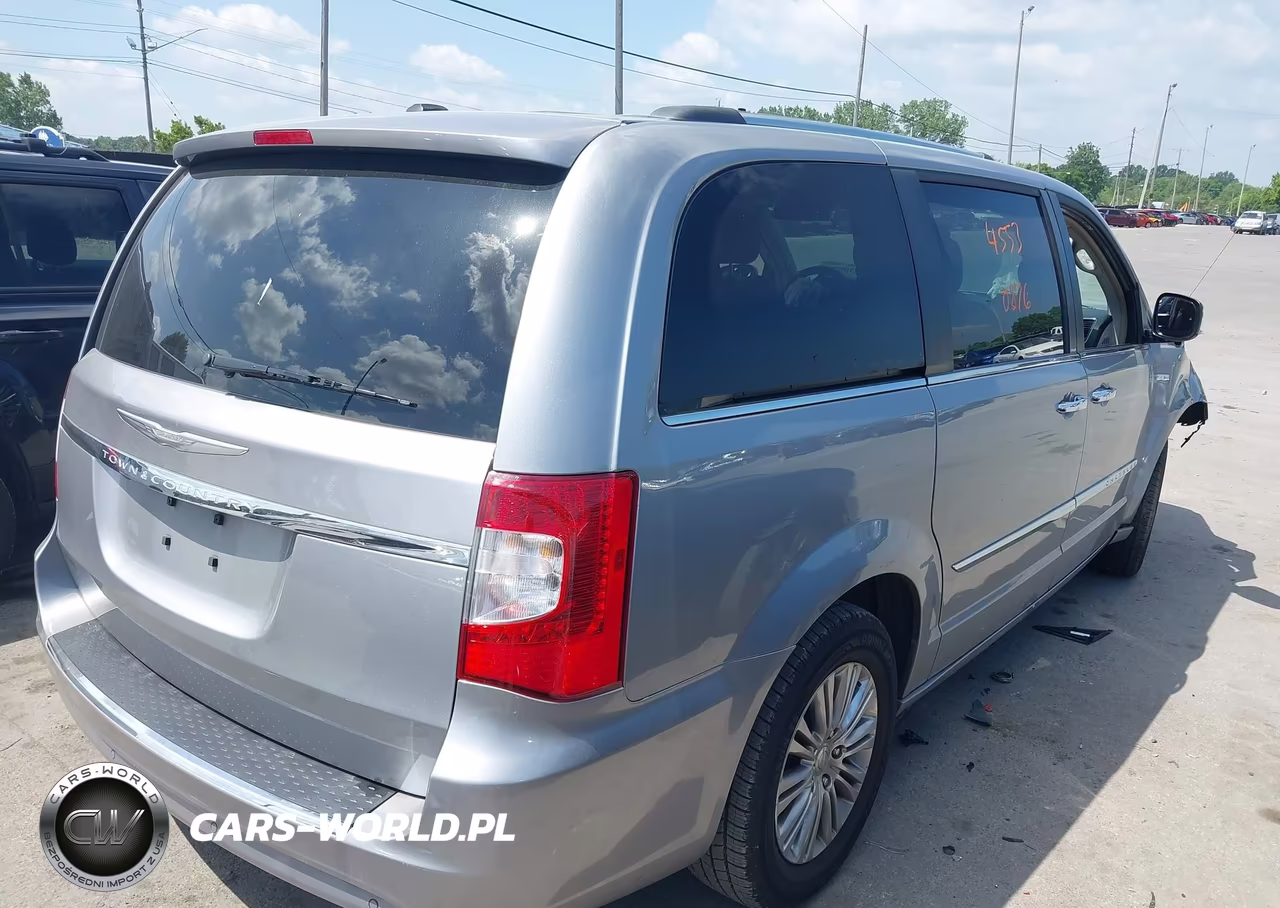2014 Chrysler Town & Country Touring-L 30Th Anniversary VIN:2C4RC1CG9ER225219 - 4
