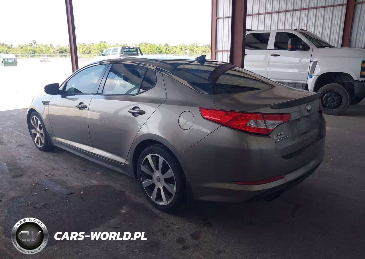 2013 Kia Optima Sx VIN:5XXGR4A61DG104659 - 3