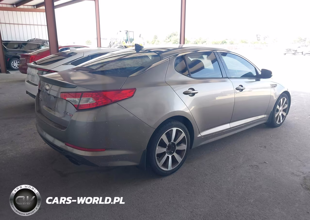 2013 Kia Optima Sx VIN:5XXGR4A61DG104659 - 4