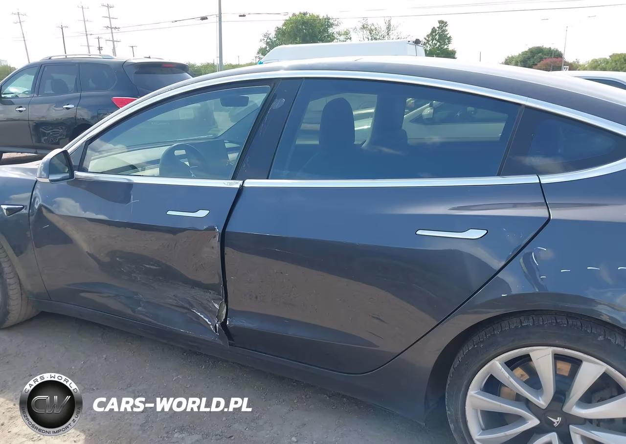 2018 Tesla Model 3 VIN:5YJ3E1EA7JF009562 - 14