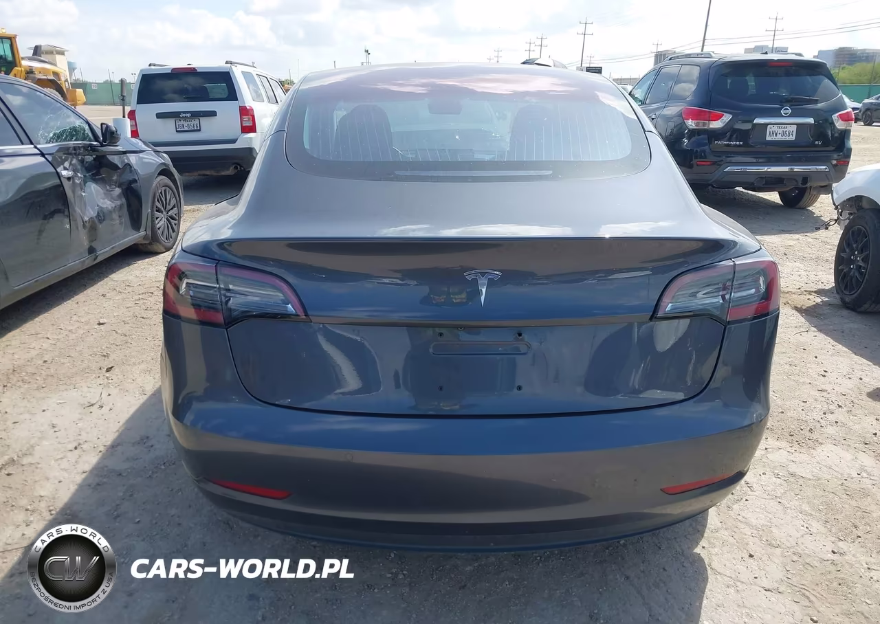 2018 Tesla Model 3 VIN:5YJ3E1EA7JF009562 - 16