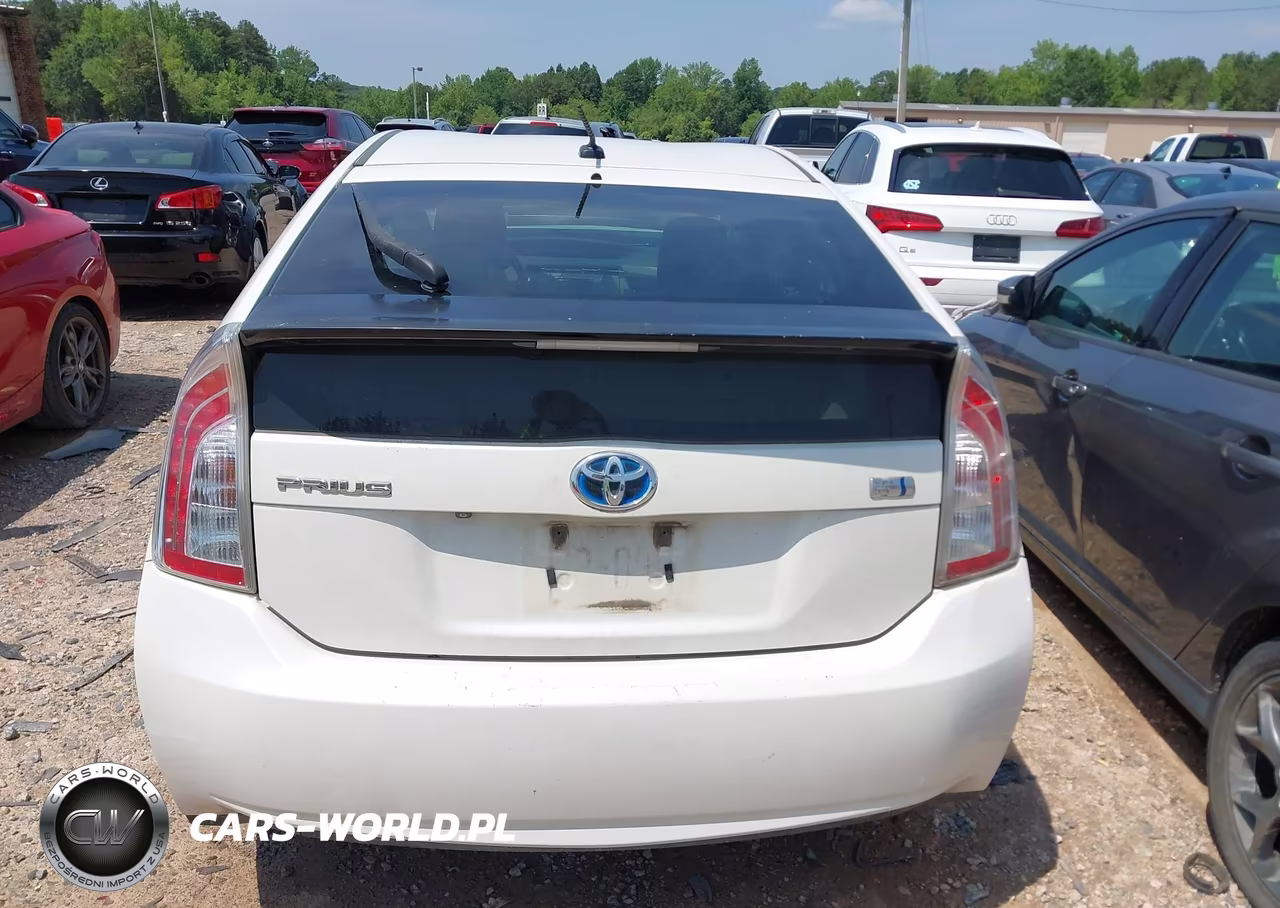 2013 Toyota Prius Four VIN:JTDKN3DU1D5540572 - 16
