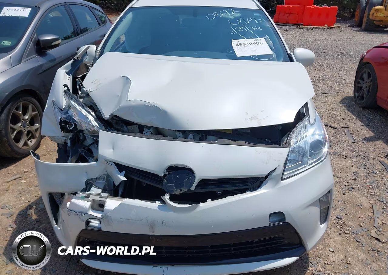 2013 Toyota Prius Four VIN:JTDKN3DU1D5540572 - 6
