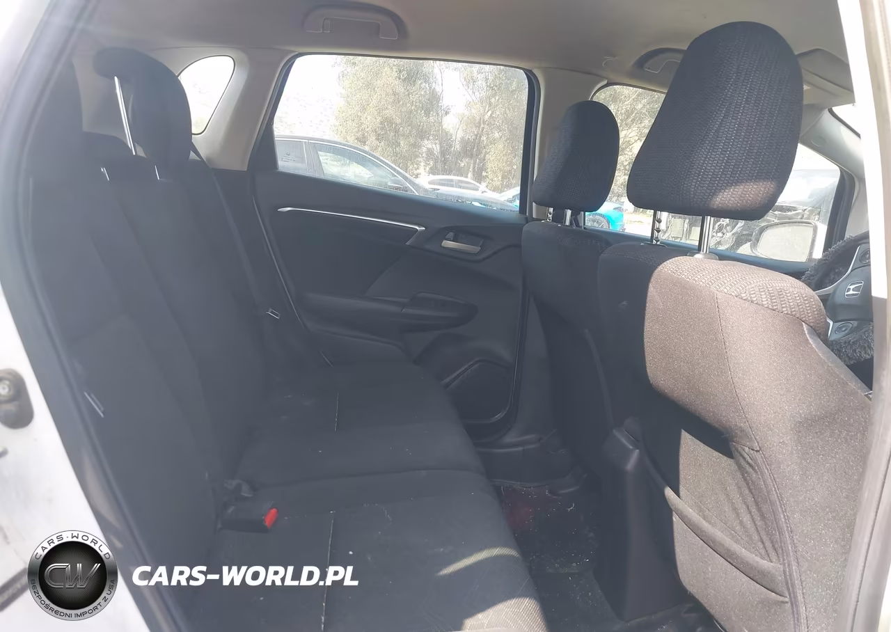 2015 Honda Fit Lx VIN:3HGGK5H52FM786588 - 8