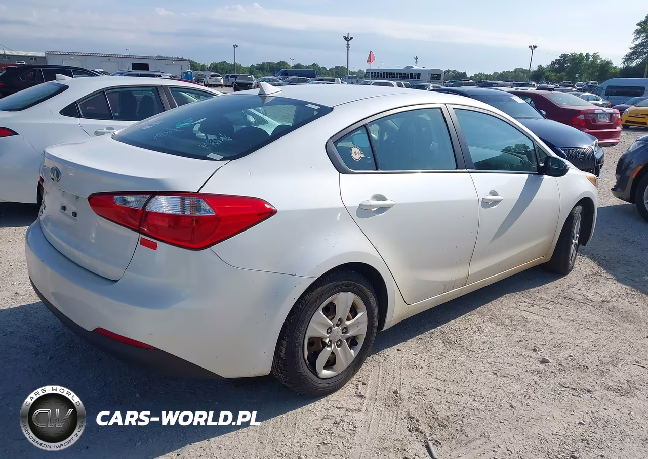 2016 Kia Forte Lx VIN:KNAFX4A61G5498025 - 4