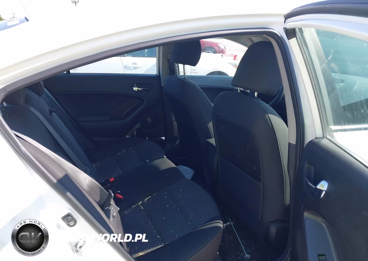 2016 Kia Forte Lx VIN:KNAFX4A61G5498025 - 8