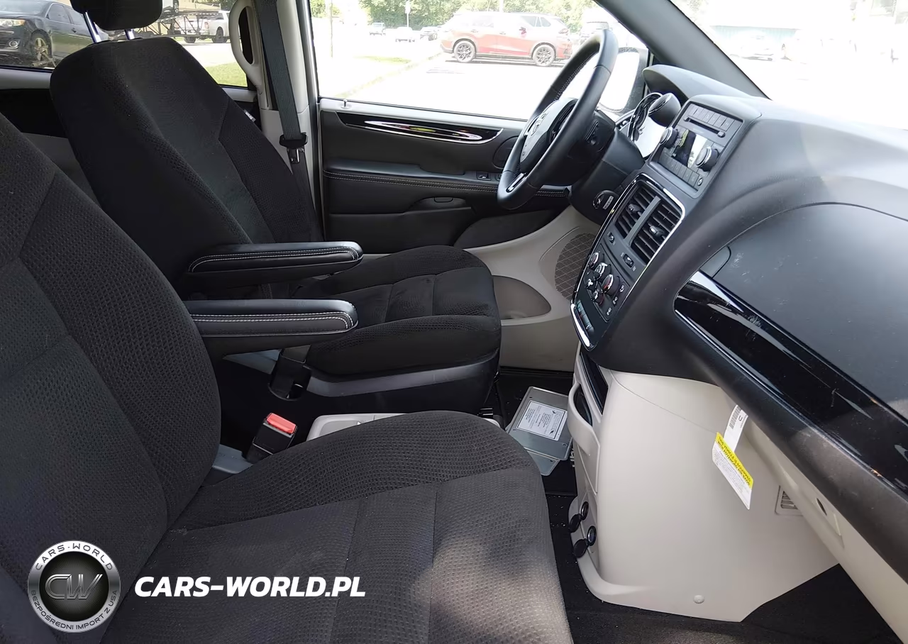 2016 Dodge Grand Caravan Se Plus VIN:2C4RDGBG9GR363668 - 5