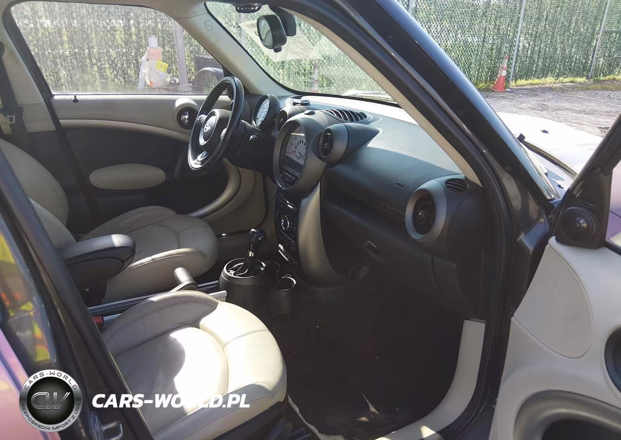 2011 Mini Cooper Countryman VIN:WMWZB3C59BWM00047 - 5