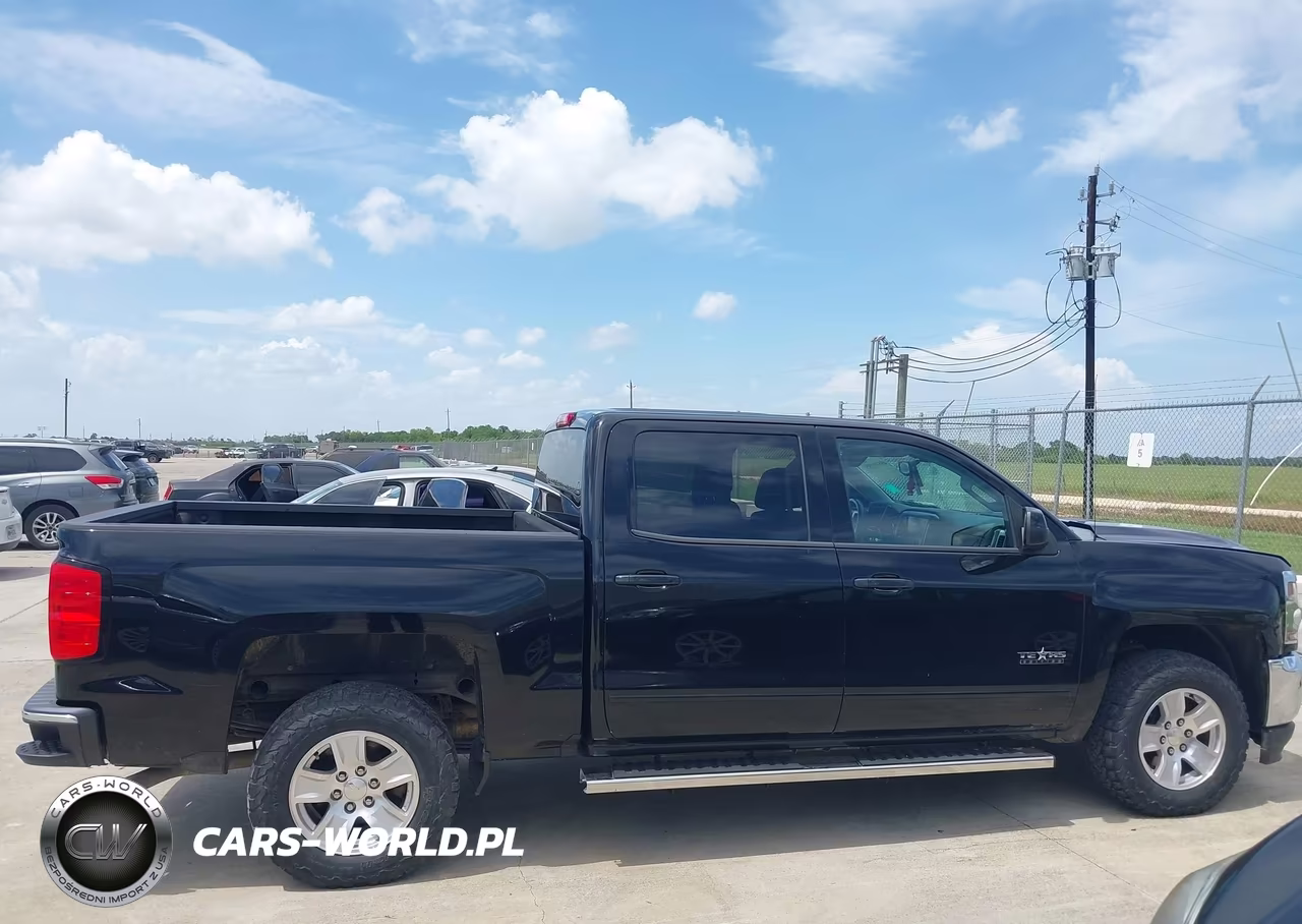 2018 Chevrolet Silverado 1500 1Lt VIN:3GCPCREH0JG413798 - 13