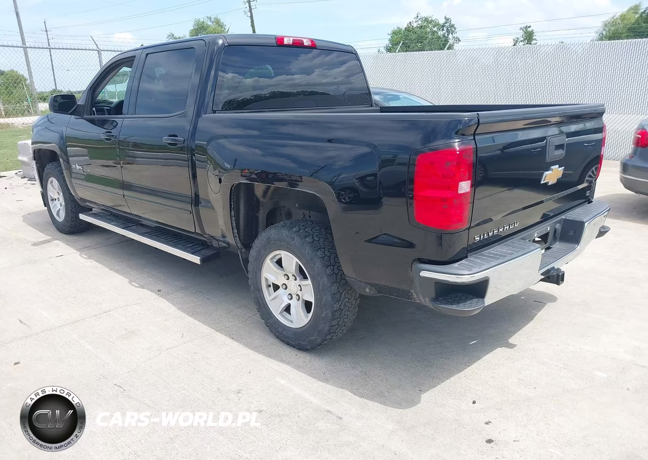 2018 Chevrolet Silverado 1500 1Lt VIN:3GCPCREH0JG413798 - 3