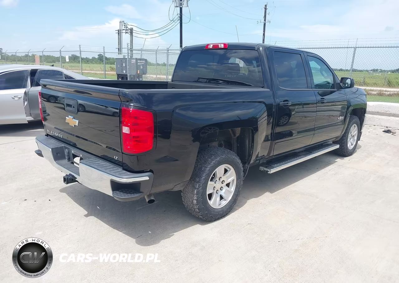 2018 Chevrolet Silverado 1500 1Lt VIN:3GCPCREH0JG413798 - 4