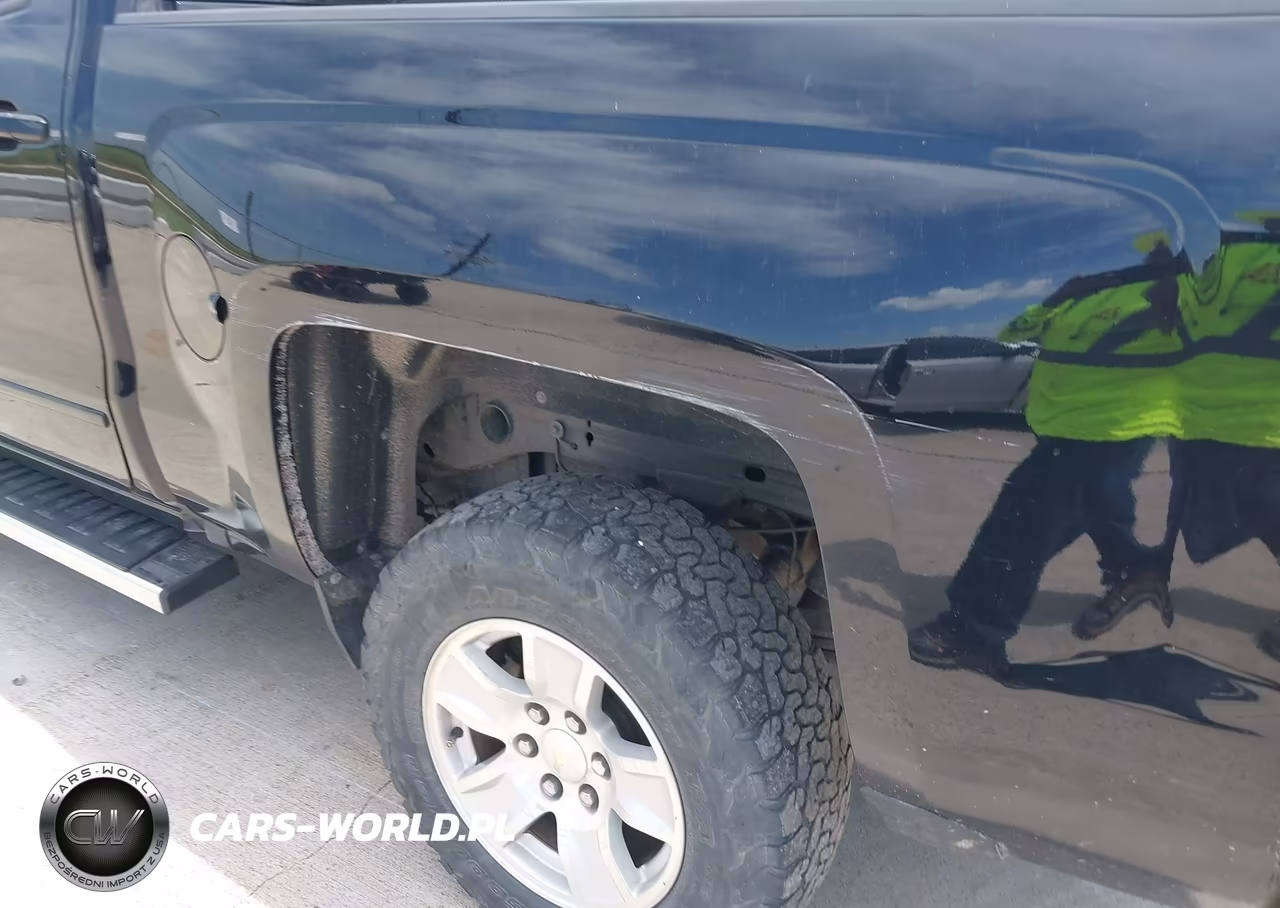 2018 Chevrolet Silverado 1500 1Lt VIN:3GCPCREH0JG413798 - 6