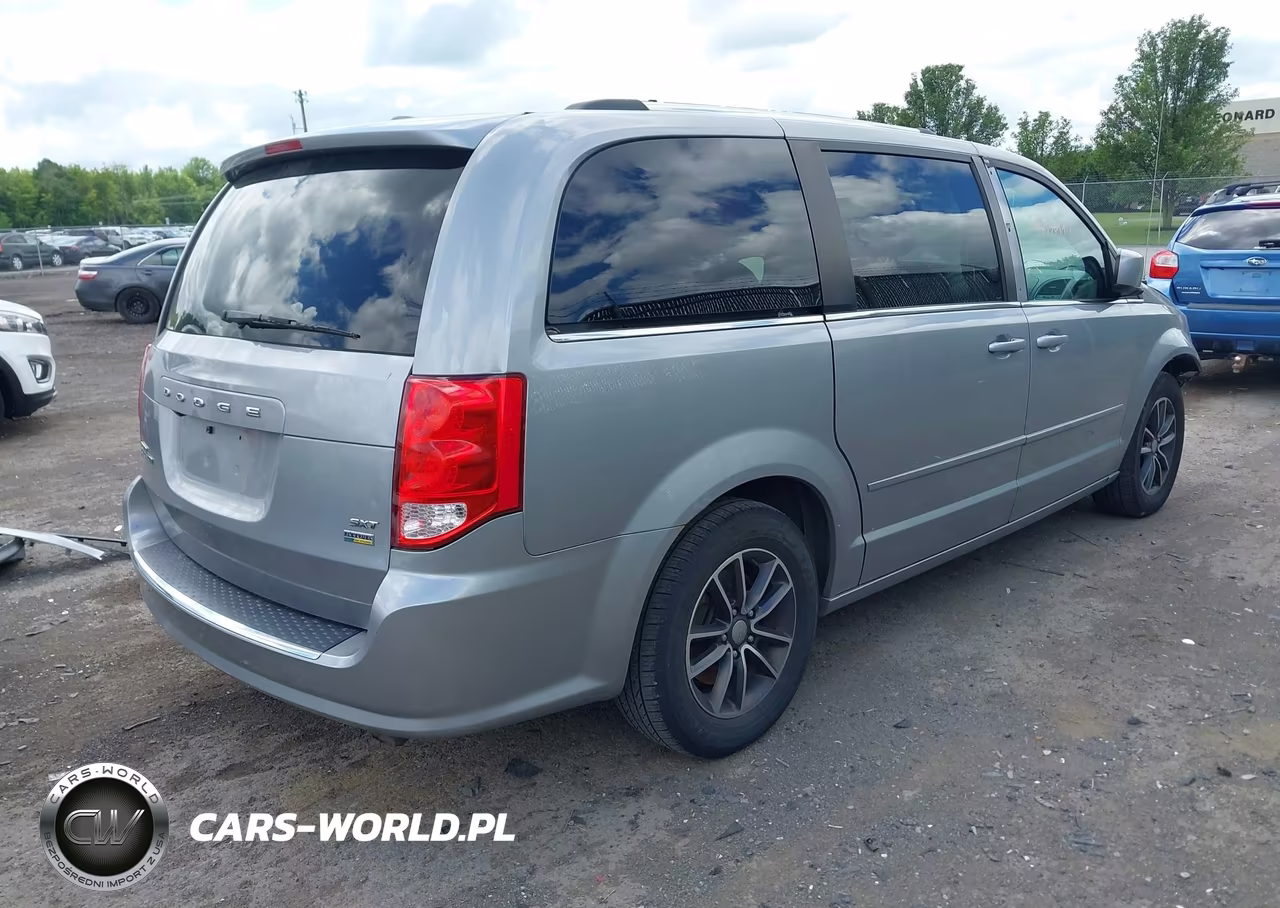 2017 Dodge Grand Caravan Sxt VIN:2C4RDGCG1HR842408 - 4