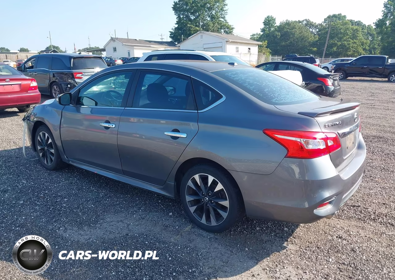 2018 Nissan Sentra Sr VIN:3N1AB7AP8JY304724 - 3