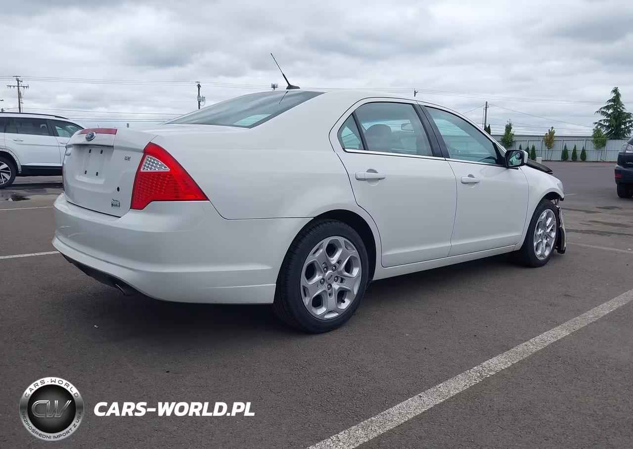 2010 Ford Fusion Se VIN:3FAHP0HG2AR247334 - 4