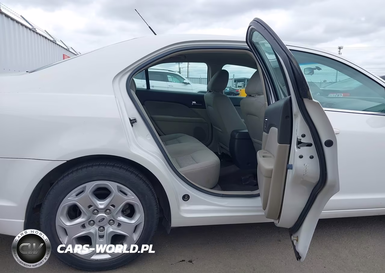 2010 Ford Fusion Se VIN:3FAHP0HG2AR247334 - 8