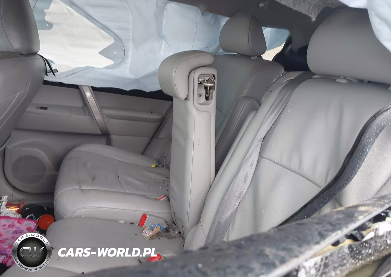 2011 Toyota Highlander Se V6 VIN:5TDZK3EH8BS031353 - 8
