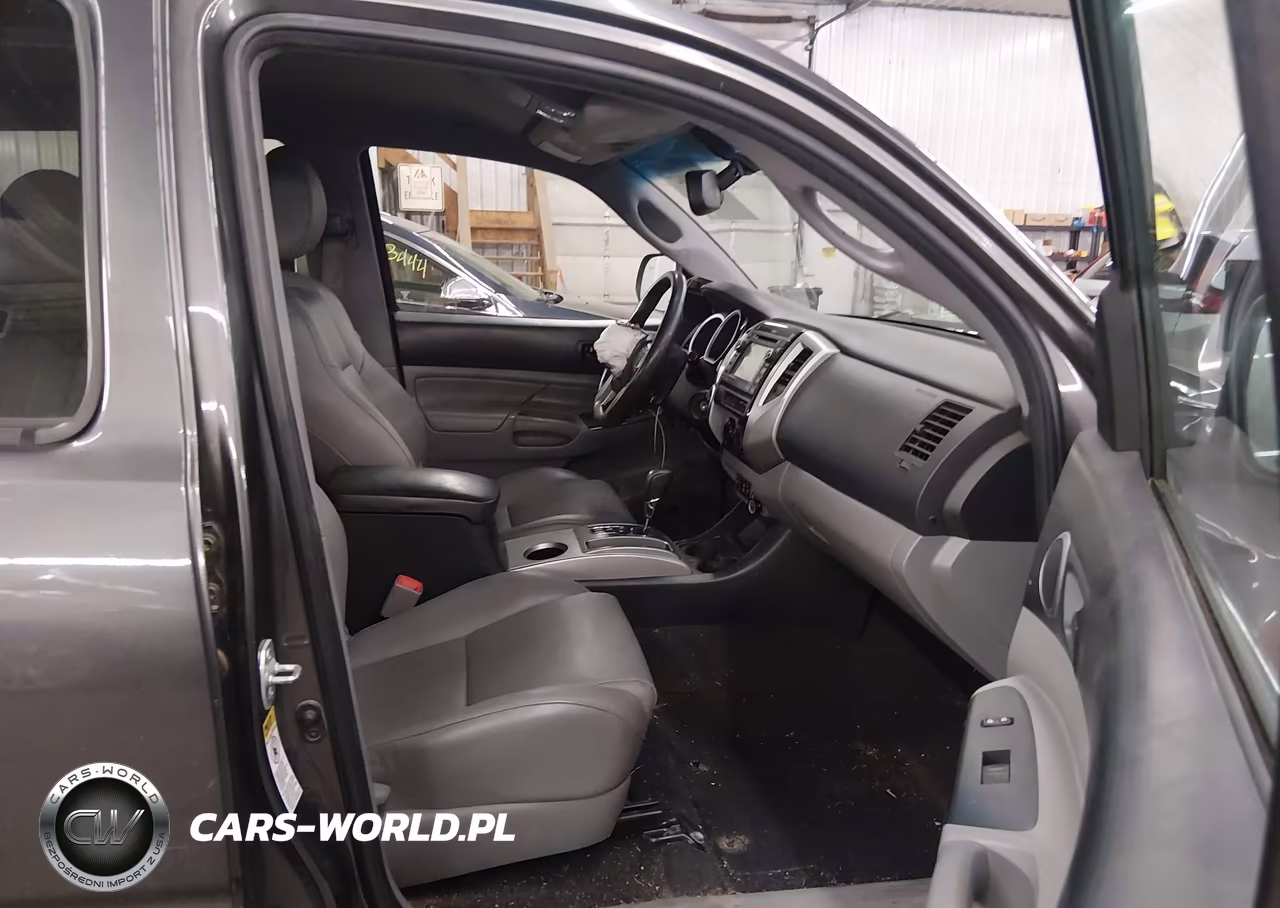 2013 Toyota Tacoma Base V6 VIN:5TFLU4EN8DX049666 - 5