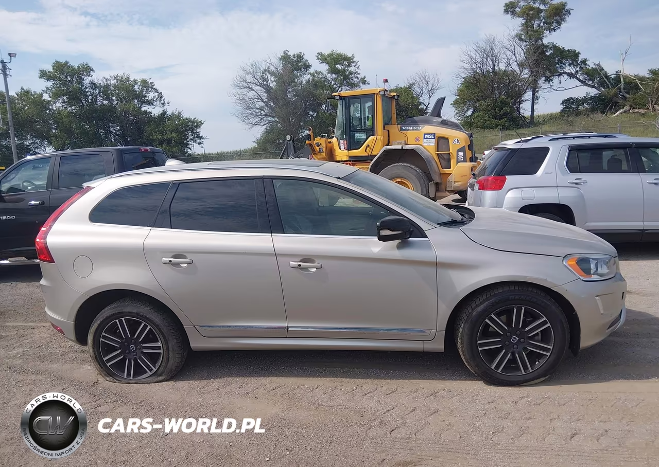 2017 Volvo Xc60 T5 Dynamic VIN:YV440MRR7H2083336 - 13
