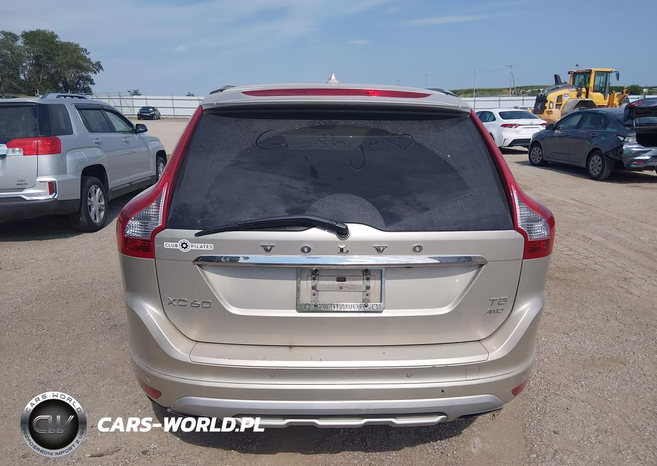 2017 Volvo Xc60 T5 Dynamic VIN:YV440MRR7H2083336 - 16