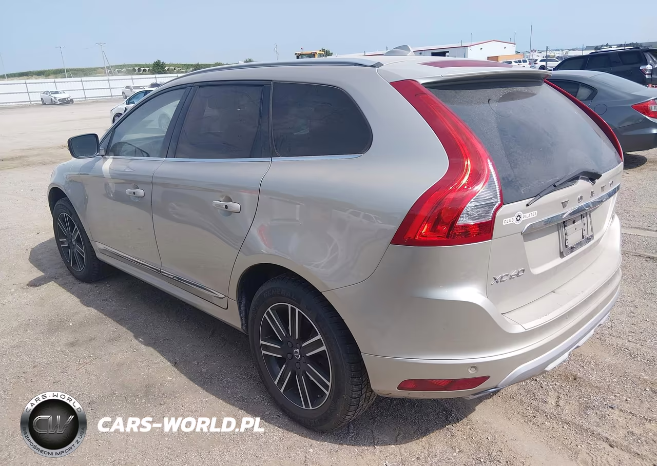 2017 Volvo Xc60 T5 Dynamic VIN:YV440MRR7H2083336 - 3