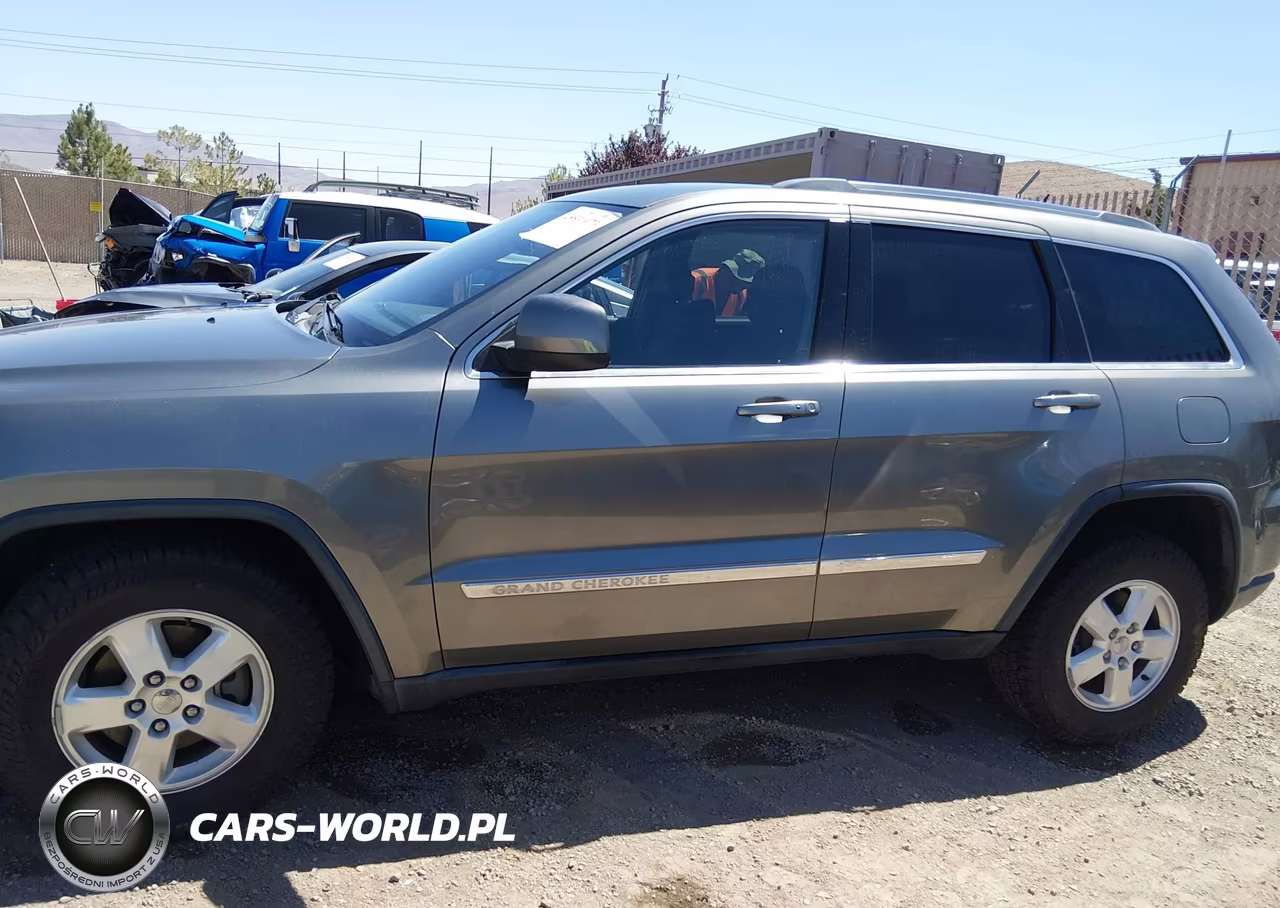 2013 Jeep Grand Cherokee Laredo VIN:1C4RJFAG7DC507534 - 15