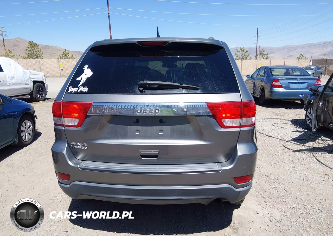 2013 Jeep Grand Cherokee Laredo VIN:1C4RJFAG7DC507534 - 17