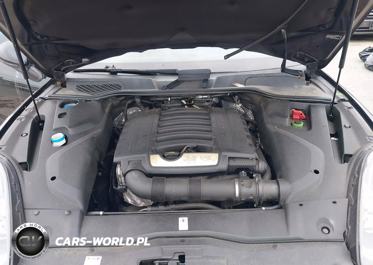 2017 Porsche Cayenne VIN:WP1AA2A24HKA89633 - 10