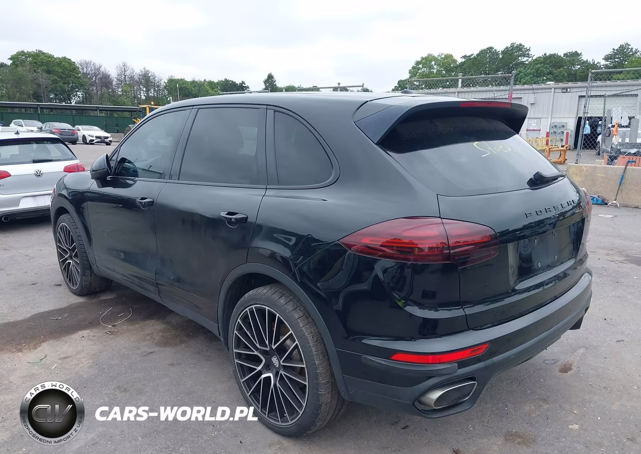 2017 Porsche Cayenne VIN:WP1AA2A24HKA89633 - 3