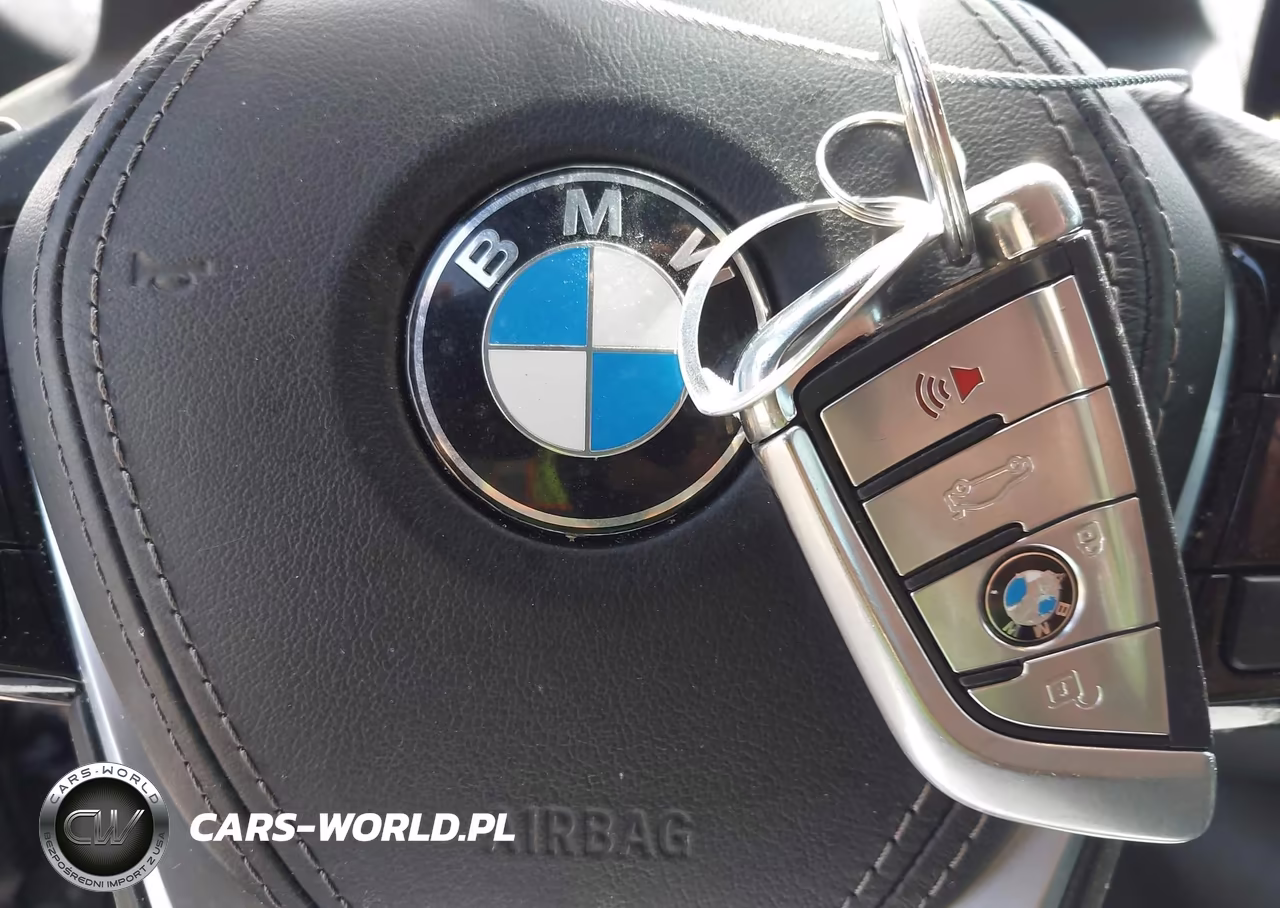 2019 BMW 530E Iperformance VIN:WBAJA9C5XKB254655 - 11