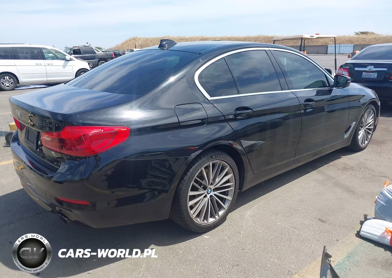 2019 BMW 530E Iperformance VIN:WBAJA9C5XKB254655 - 4