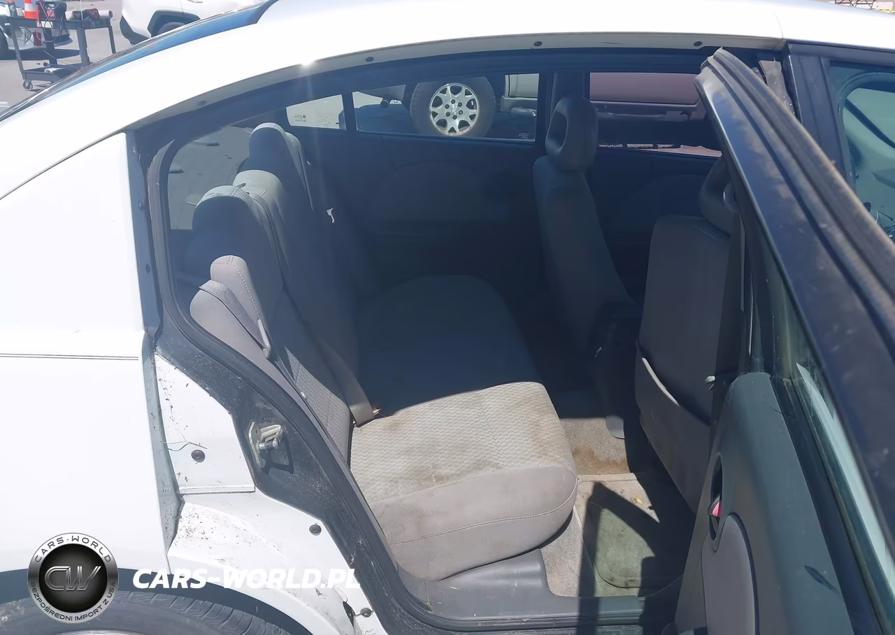 2005 Saturn Ion 2 VIN:1G8AJ52F85Z179837 - 8
