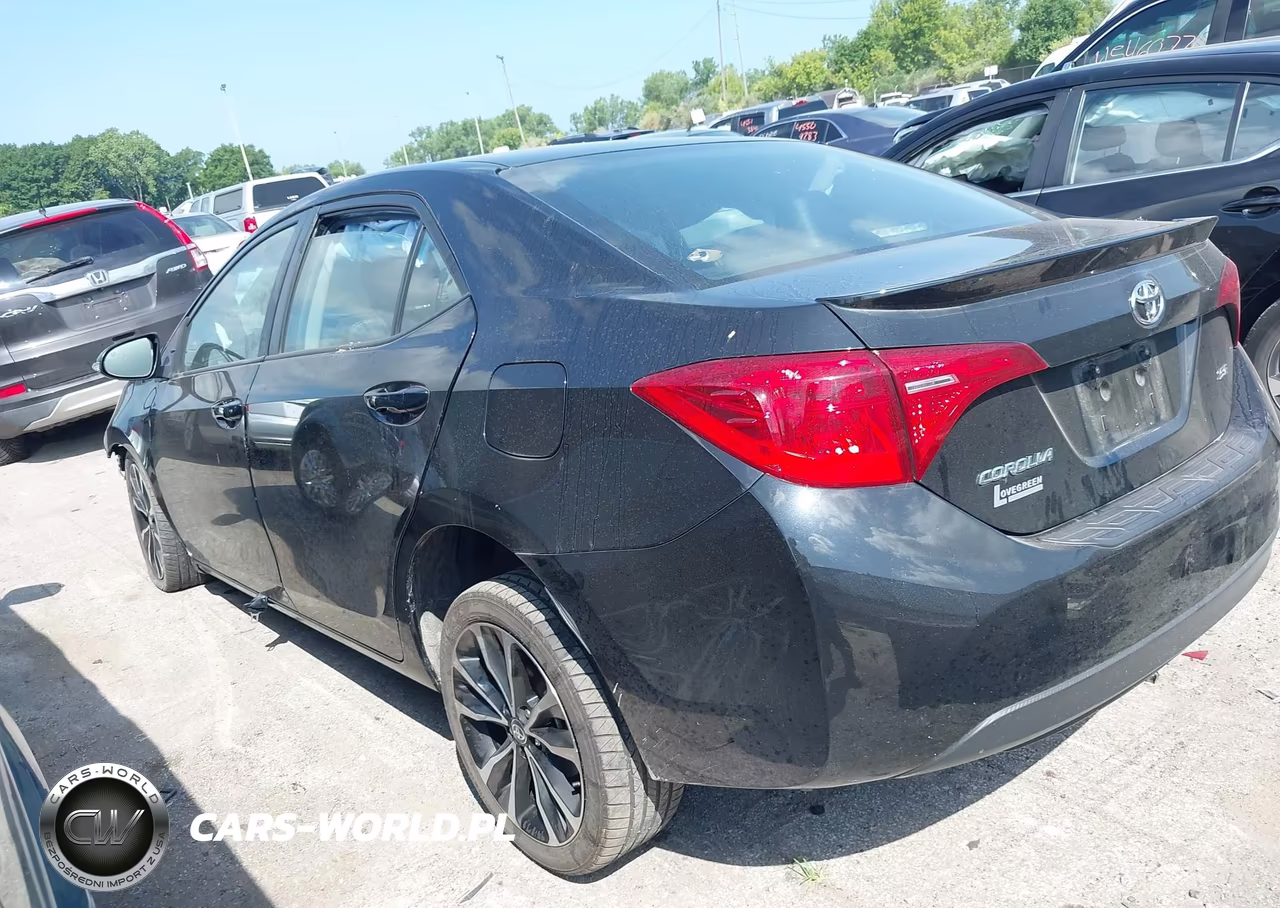 2019 Toyota Corolla Se VIN:5YFBURHE9KP898978 - 3