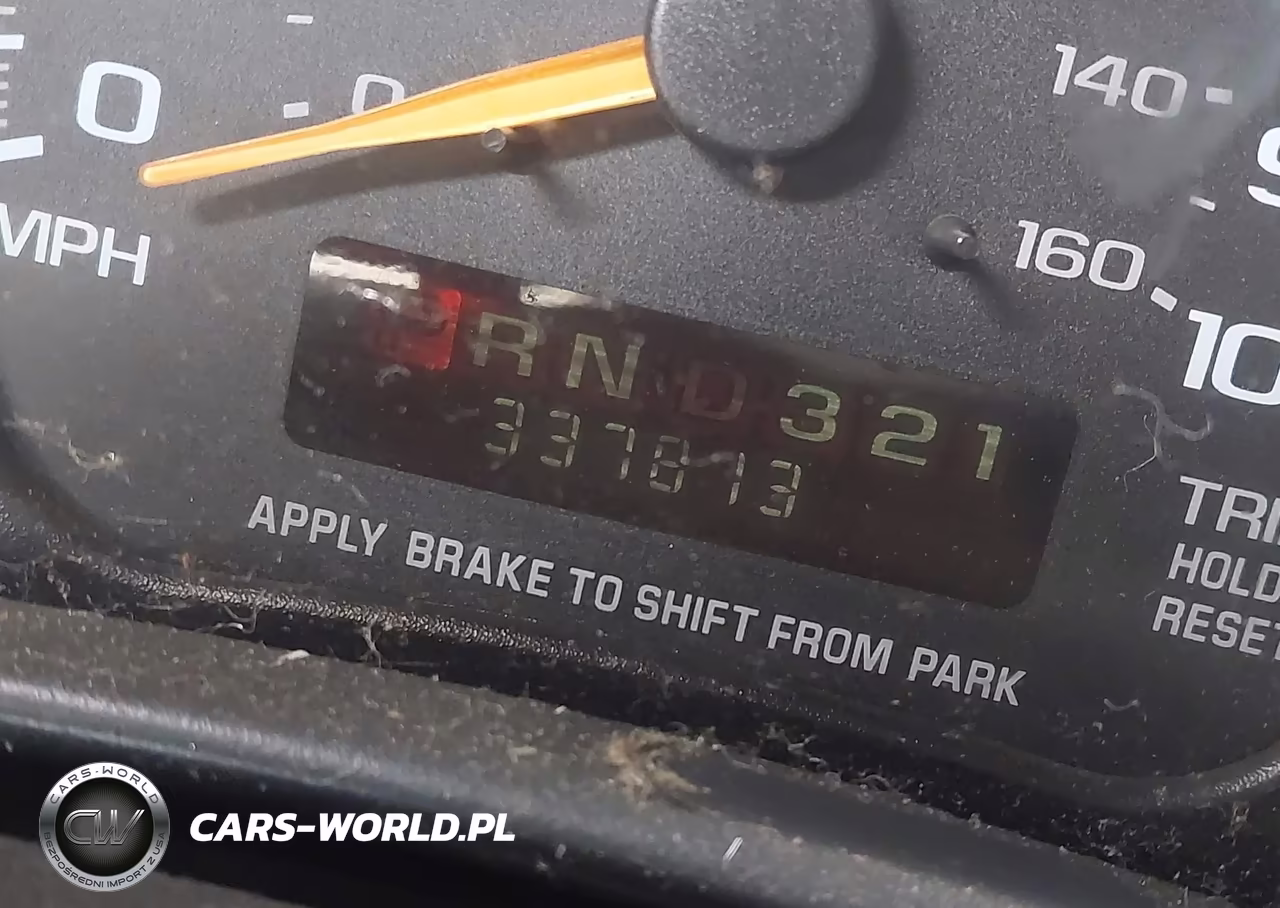 1999 Chevrolet Express VIN:1GCFG25M4X1095941 - 15
