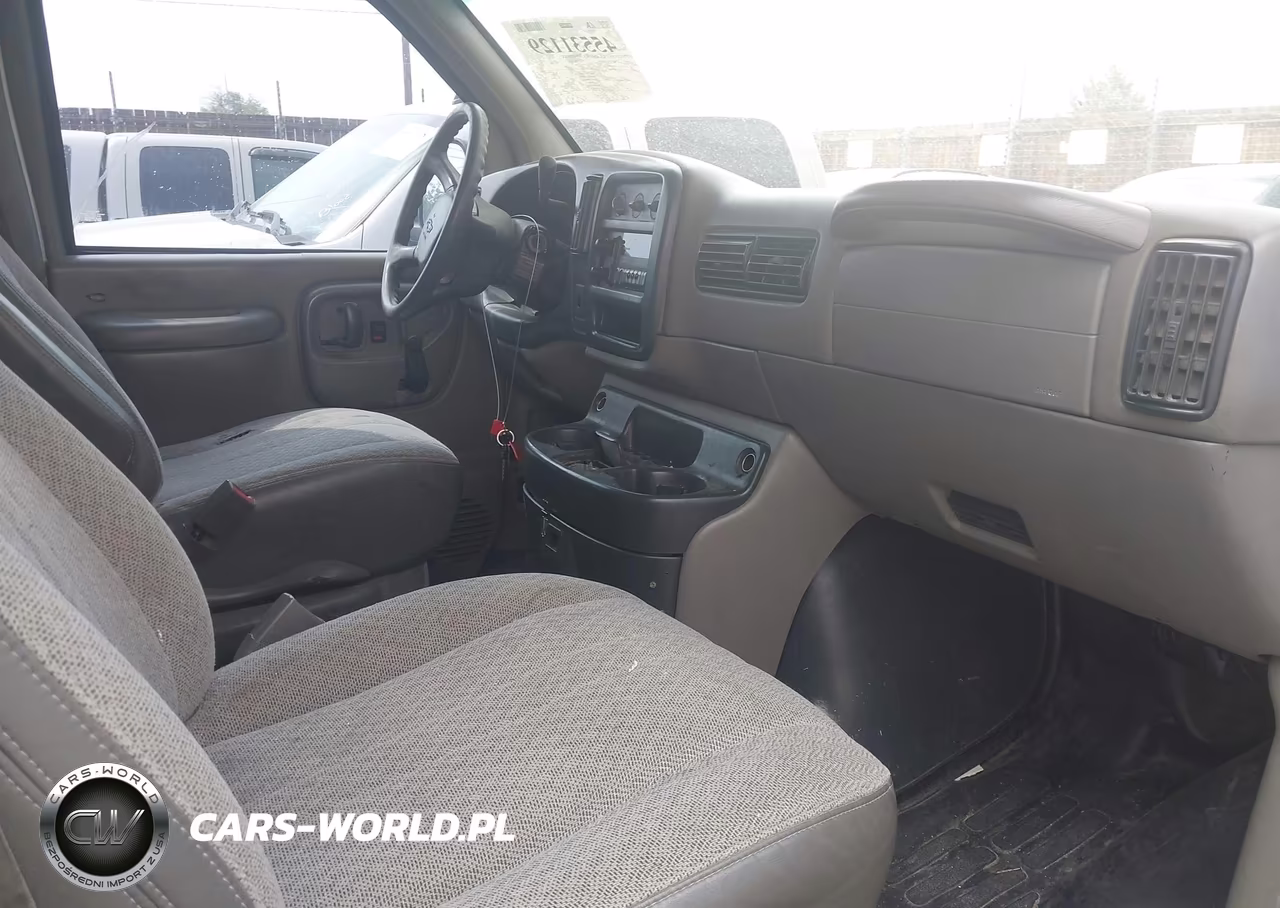 1999 Chevrolet Express VIN:1GCFG25M4X1095941 - 5
