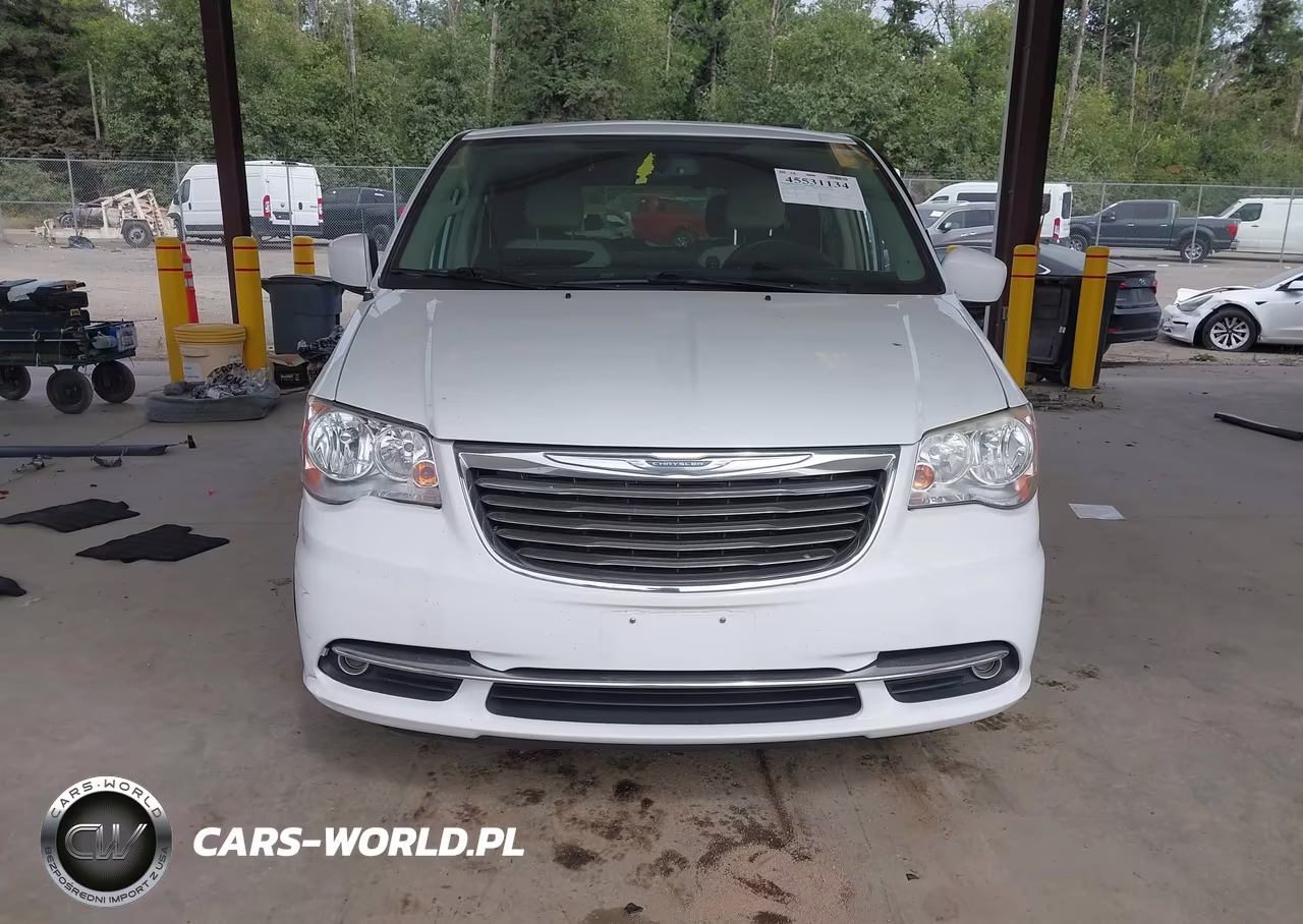 2016 Chrysler Town & Country Touring VIN:2C4RC1BG0GR223251 - 12
