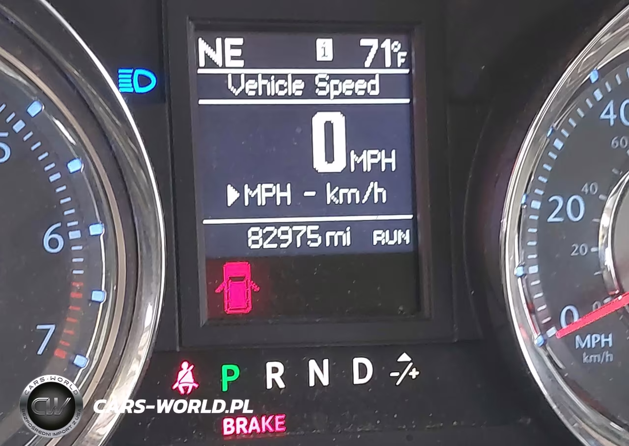 2016 Chrysler Town & Country Touring VIN:2C4RC1BG0GR223251 - 15