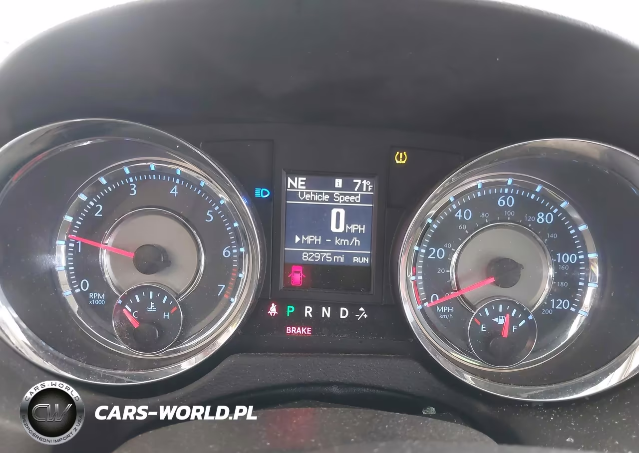 2016 Chrysler Town & Country Touring VIN:2C4RC1BG0GR223251 - 7