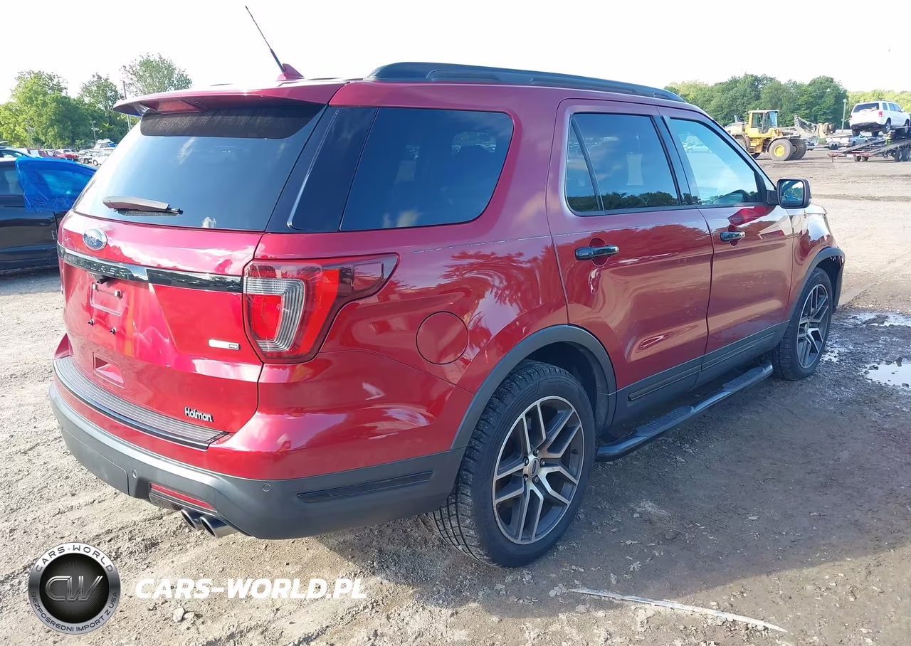 2018 Ford Explorer Sport VIN:1FM5K8GT5JGC34718 - 4