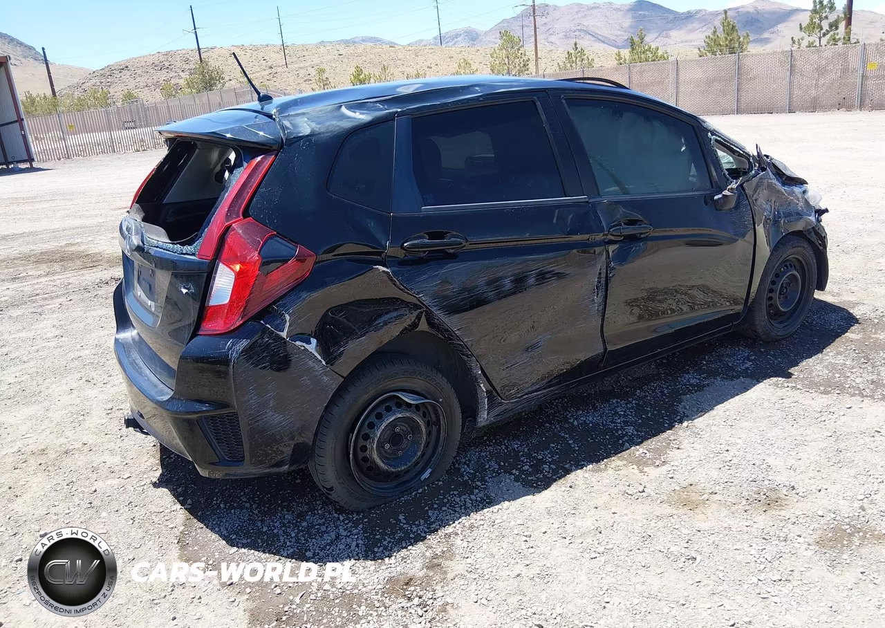 2017 Honda Fit Lx VIN:3HGGK5G56HM700137 - 4