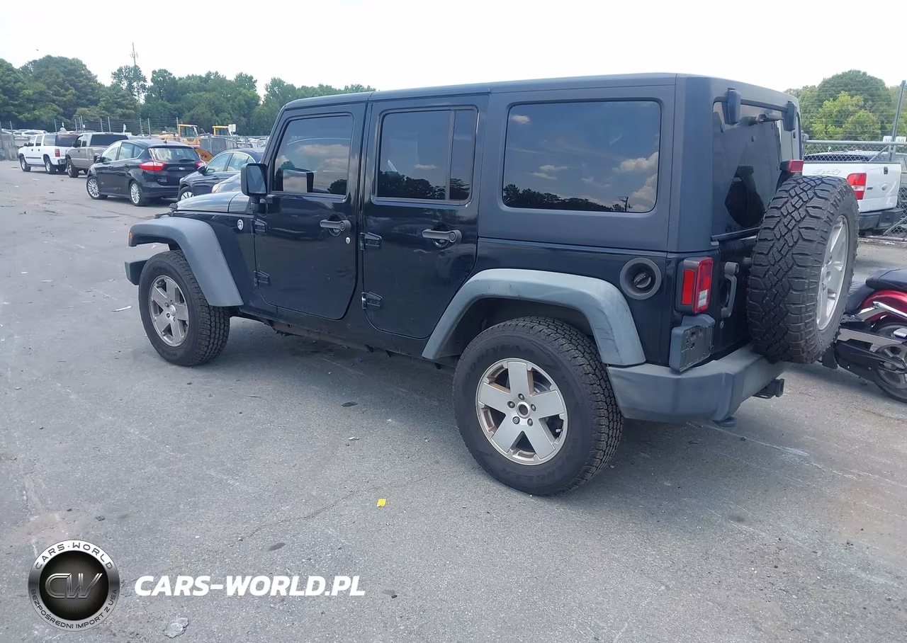 2012 Jeep Wrangler Unlimited Sport VIN:1C4BJWDGXCL201326 - 3