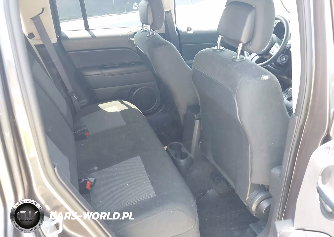 2017 Jeep Patriot Sport VIN:1C4NJPBA0HD207641 - 8