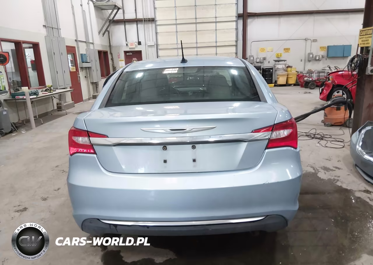 2012 Chrysler 200 Touring VIN:1C3CCBBB5CN175886 - 17