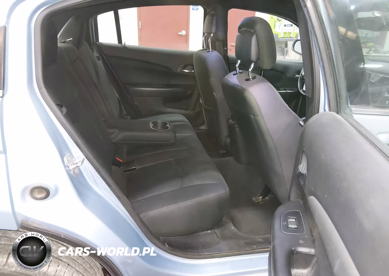 2012 Chrysler 200 Touring VIN:1C3CCBBB5CN175886 - 8