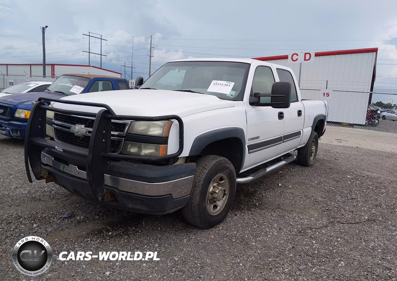 2003 Chevrolet Silverado 2500Hd VIN:1GCHC23U03F233639 - 2