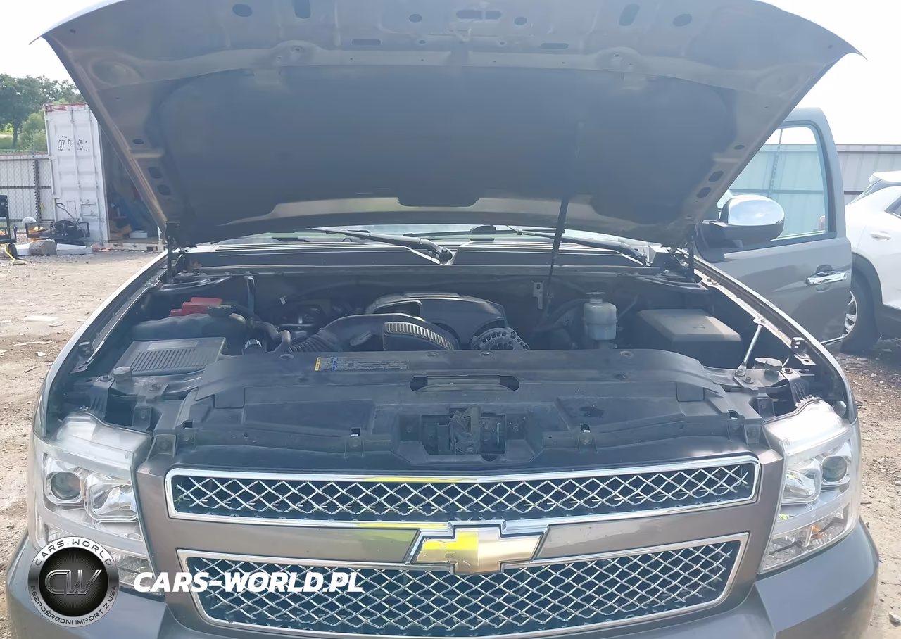 2011 Chevrolet Suburban Ltz VIN:1GNSKKE32BR126853 - 10