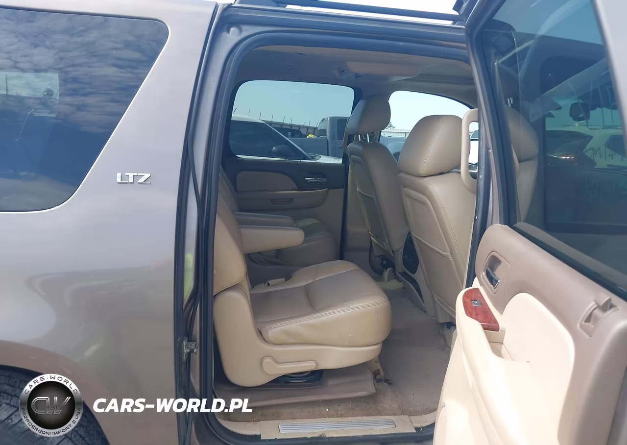 2011 Chevrolet Suburban Ltz VIN:1GNSKKE32BR126853 - 8